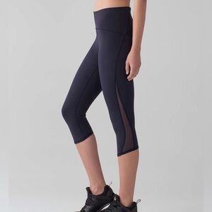 Lululemon train time crops
